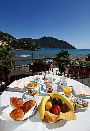 Colazione fronte mare Colazione fronte mare